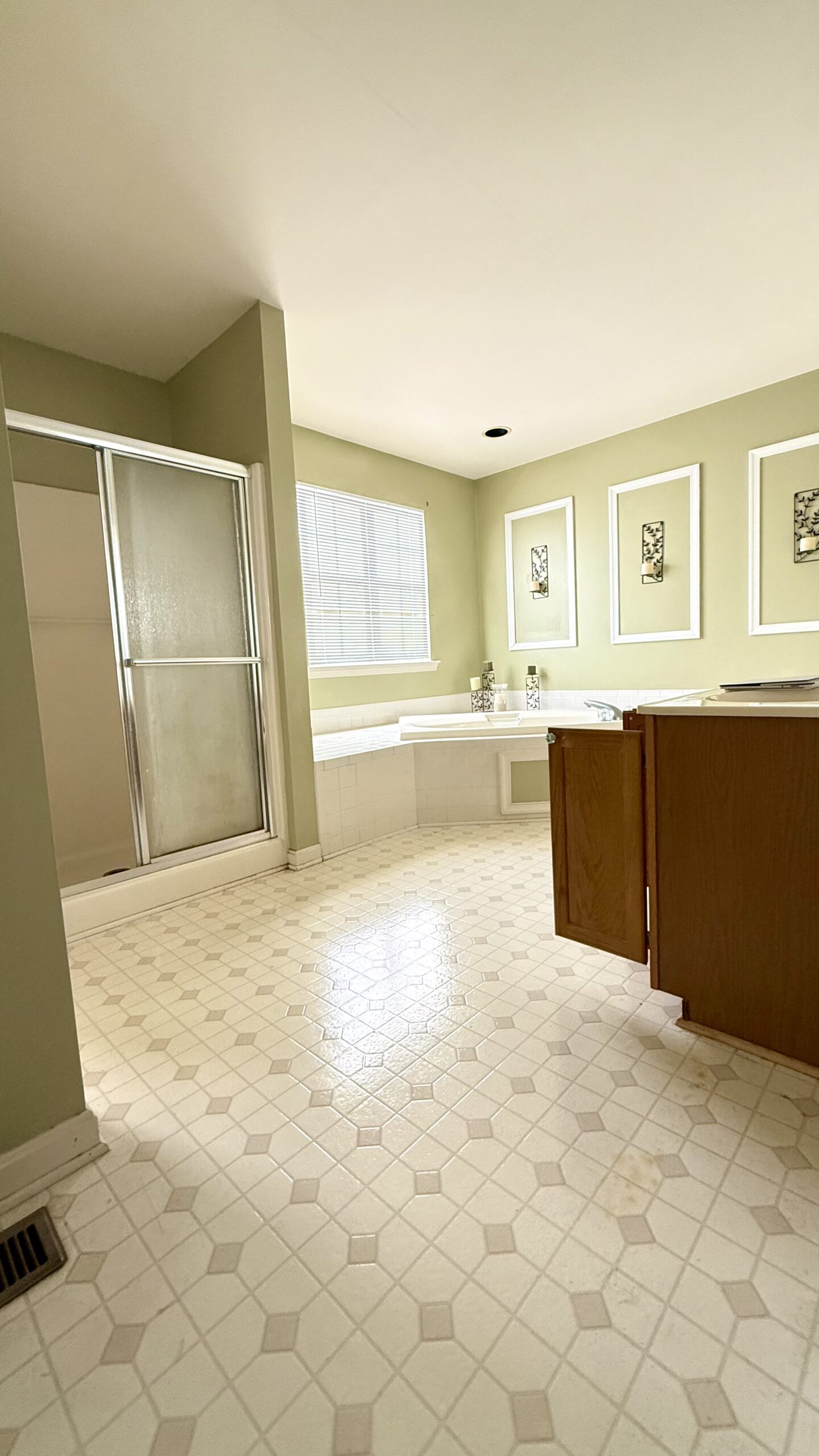 Before photo of the original kitchen prior to full home renovation